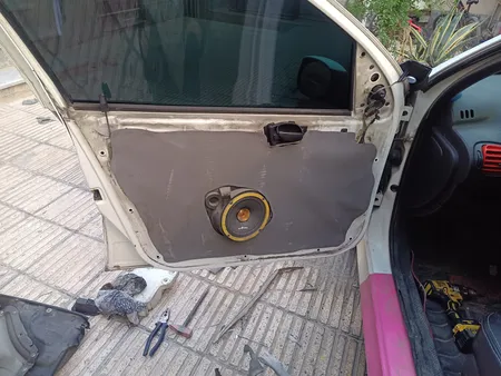 عایق درب خودرو مدل es_16 مناسب برای پژو 206