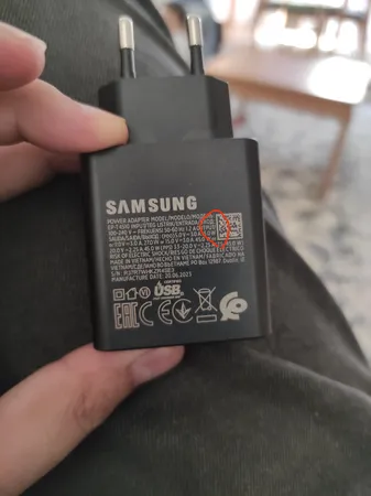 شارژر دیواری 45 وات سامسونگ مدل EP-T4510 به همراه کابل تبدیل USB-C
