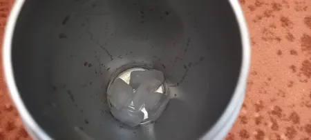 ماگ سفری مدل دوحالته دور سیلیکونی گنجایش 0.8 لیتر