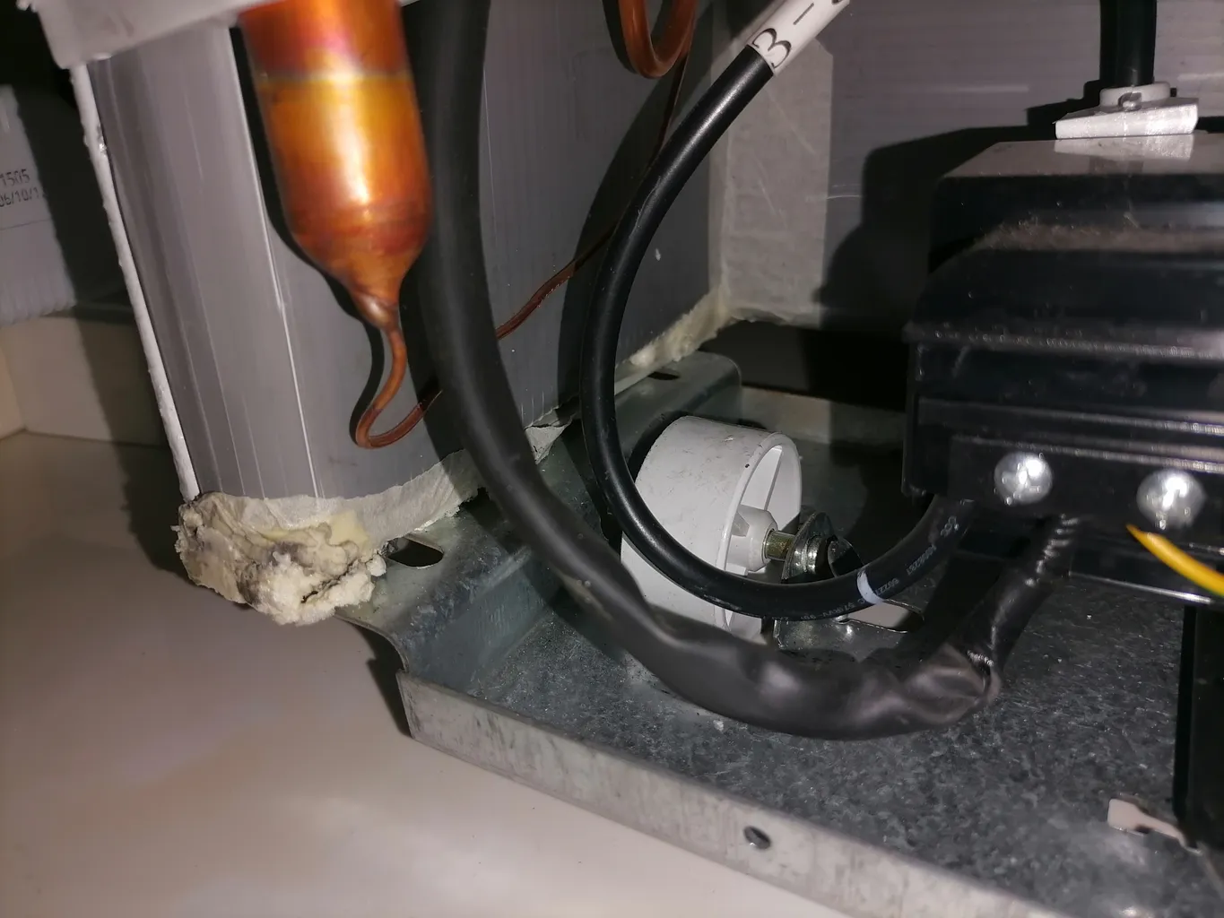 فریزر 10 فوت الکترواستیل مدل استور