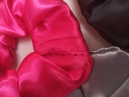 کش مو زنانه مدل اسکرانچی ساتن بسته 4 عددی