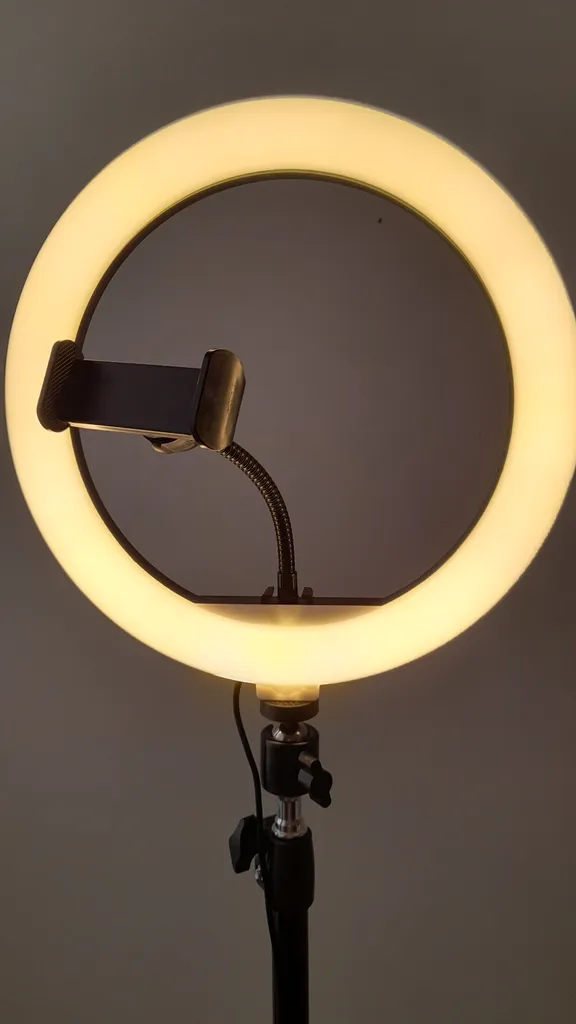 رینگ لایت کد RFL