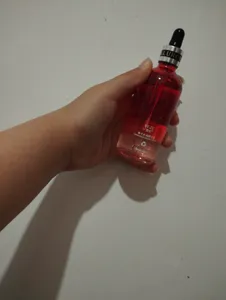 تجریه خرید سرم پوست وزه مدل خاویار نیاسینامید کد FZ15865 حجم 100 میلی لیتر