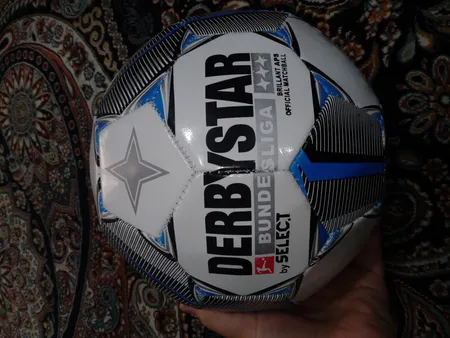 توپ فوتبال مدل Bundesliga کد b2-2022