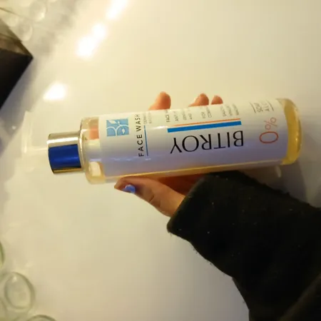 ژل شست‌وشوی صورت بیتروی مدل sami2321 حجم 200 میلی‌لیتر