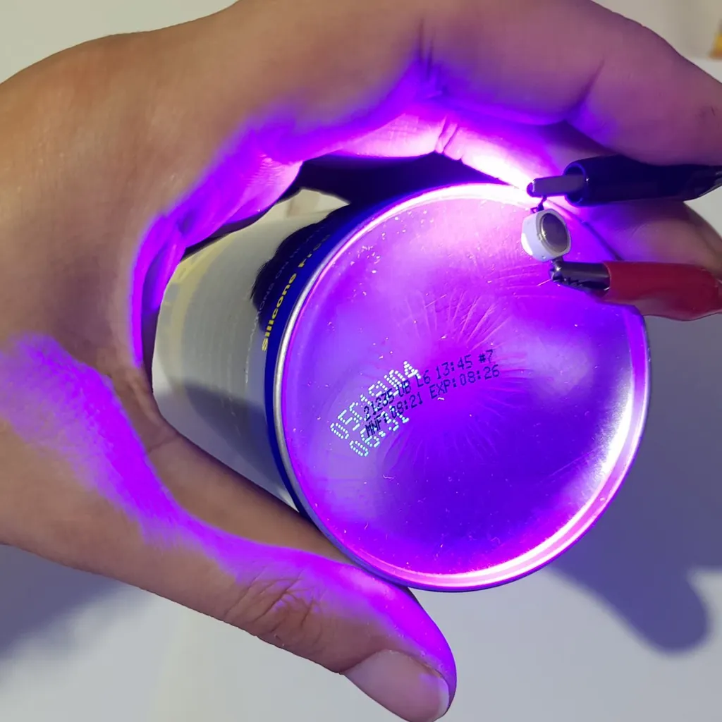 اسپری روان کننده دبلیو دی-40 مدل Multi Use Product حجم 330 میلی لیتر