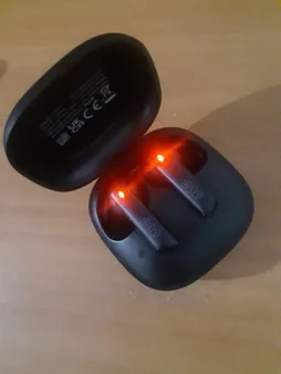 هدفون بلوتوثی کیو سی وای مدل Melobuds ANC HT05