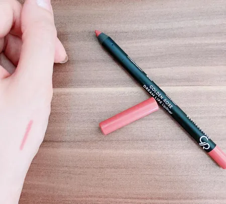 مداد لب گلدن رز مدل DREAM شماره 534