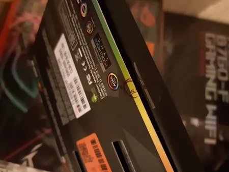رم دسکتاپ DDR5 دوکاناله 6000 مگاهرتز CL36 جی اسکیل مدل TRIDENT Z5 RGB ظرفیت 32 گیگابایت
