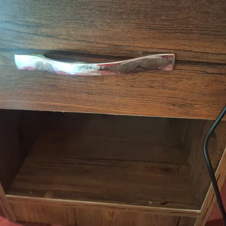 میز پاتختی مدل BP5