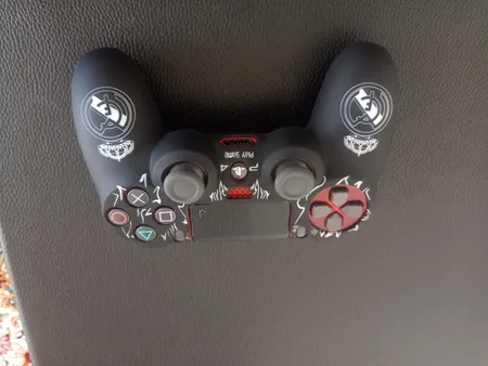 محافظ دسته پلی استیشن 4 مدل real madrid 301