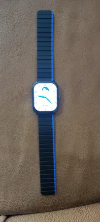 ساعت هوشمند گلوریمی مدل GS1 Pro 2024 دارای قابلیت های صفحه نمایش رنگی، صفحه نمایش لمسی، کنترل موسیقی (Music Player)، کنترل سطح اکسیژن خون، قابلیت مکالمه مستقیم، قابلیت مکالمه از طریق بلوتوث، پشتیبانی از زبان فارسی در منو و سیستم‌عامل بند سیلیکون