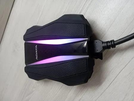 هارد اکسترنال ای دیتا مدل HD770G  ظرفیت یک ترابایت دارای رابط USB Type-A 3.2