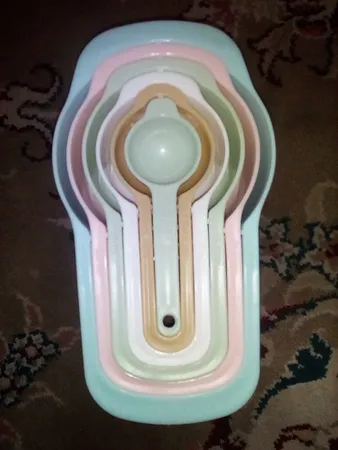 ست پیمانه اندازه‌گیری مدل رنگارنگ مجموعه 6 عددی