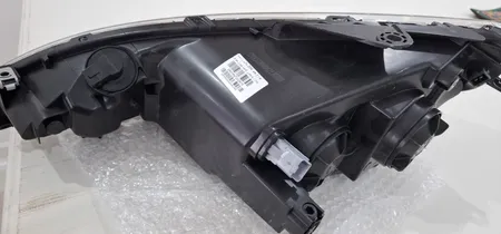 چراغ جلو مدرن مدل 206 مناسب برای پژو 206بسته 2عددی