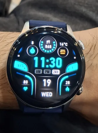 ساعت هوشمند 45 میلی متری هایلو مدل Solar Plus با بند سیلیکونی