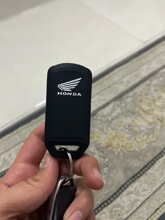 کاور ریموت موتور سیکلت وارون مدل A-12-CLK-BLK مناسب برای هوندا های کلیک