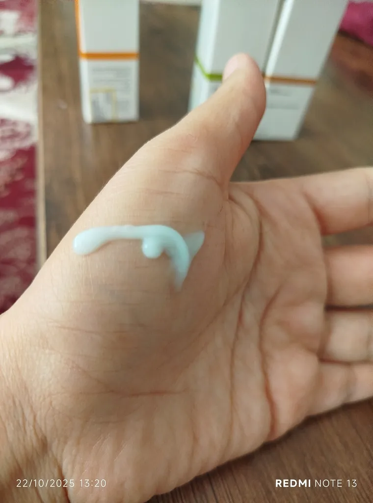 ژل آبرسان صورت تیلسیم مدل Hydrating مناسب برای انواع پوست حجم 50 میلی لیتر