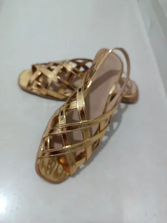 صندل زنانه مدل بهار کد BAH-GOL