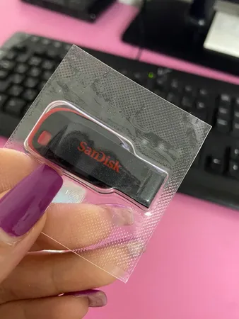 فلش مموری سن دیسک مدل Cruzer Blade CZ50 ظرفیت 32 گیگابایت با رابط USB 2.0