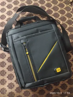 کیف رودوشی مدل NU-GHE3