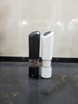 فلفل و نمک ساب دبلیو ام اف مدل کرامیل