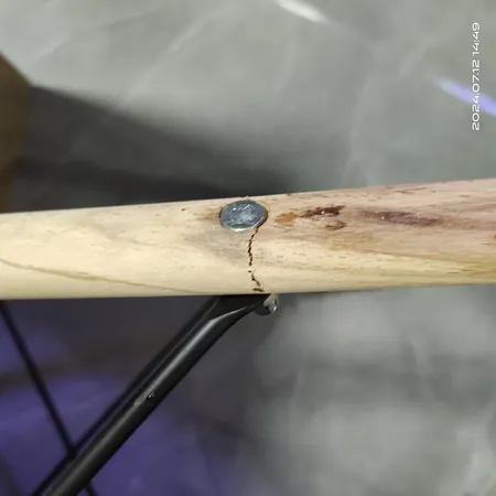 میز و صندلی ناهارخوری چهار نفره مدل الماس فایبرگلاس پایه ایفلی MM