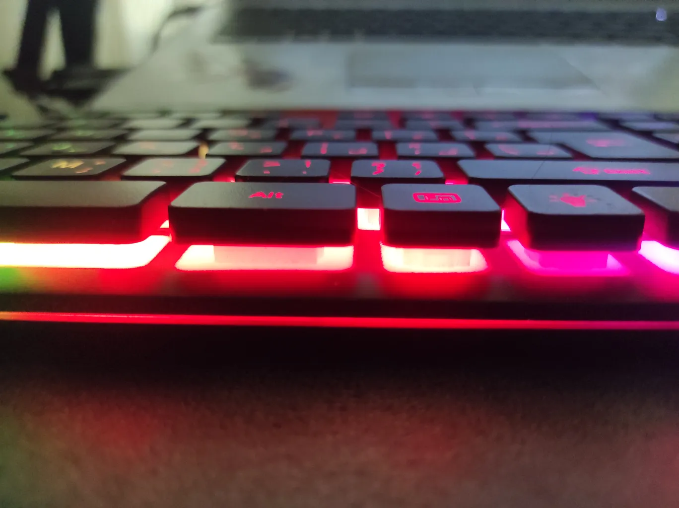 کیبورد تسکو مدل TK 8049