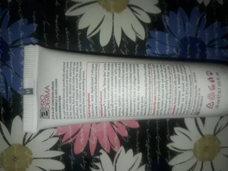 کرم ضد چروک دور چشم و دور لب پرودرما مدل Agvest حجم 20 میلی لیتر