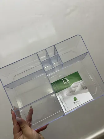 استند لوازم آرایشی مدل 8765