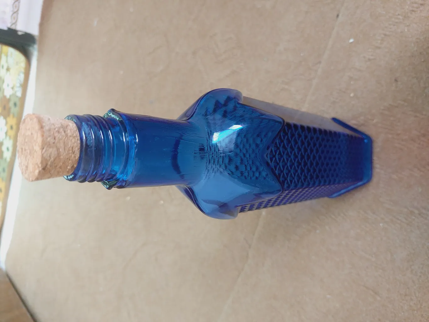 بطری شیشه ای مدل آب خورشیدی شش ضلعی بسته 2 عددی