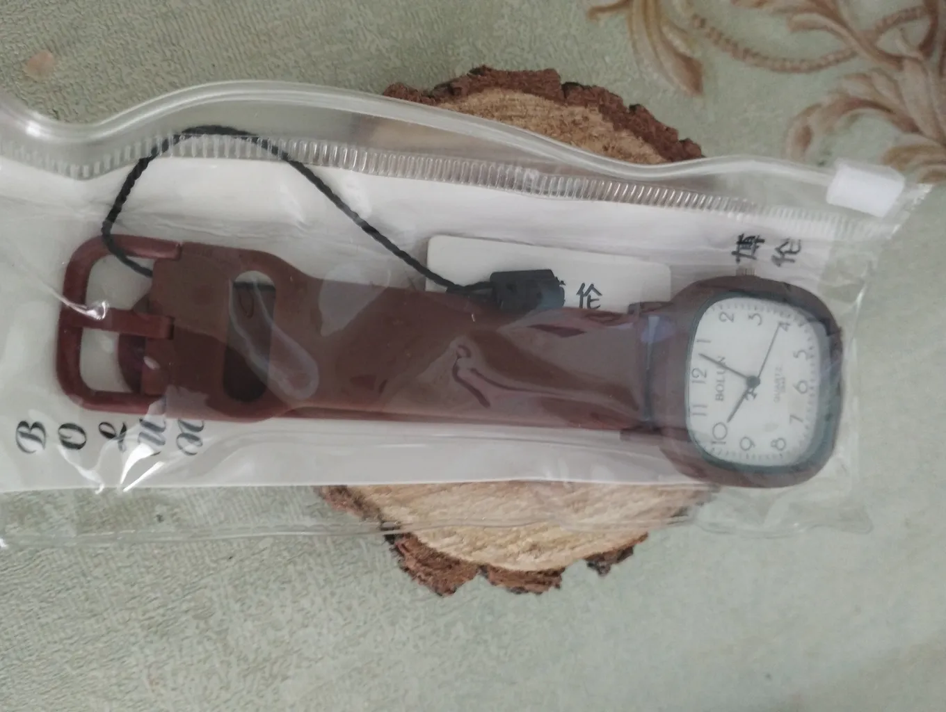 ساعت مچی عقربه ای زنانه و مردانه بولون مدل 2849  کد DB25