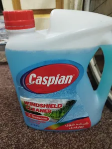 تجریه خرید محلول شیشه‌شوی خودرو کاسپین مدل Non-Smearing حجم 4 لیتر