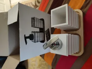 تجریه خرید مخزن مایع دستشویی مدل ایت به همراه جا مسواکی