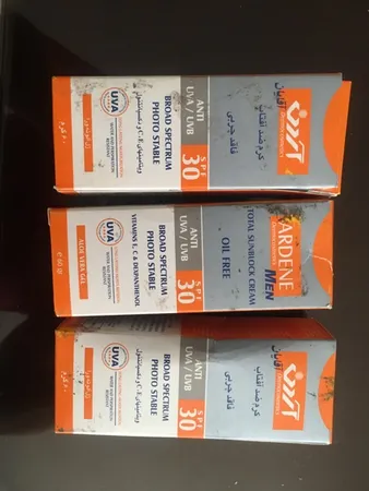 کرم ضدآفتاب آقایان آردن SPF30 وزن 60 گرم
