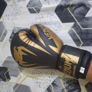 تجریه خرید دستکش بوکس ونوم مدل MKT