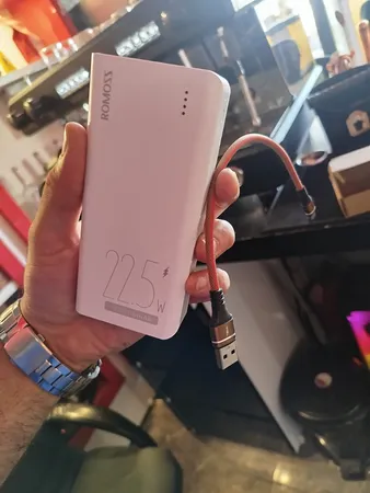 پاوربانک روموس مدل PPM-20 ظرفیت 20000 میلی آمپر ساعت