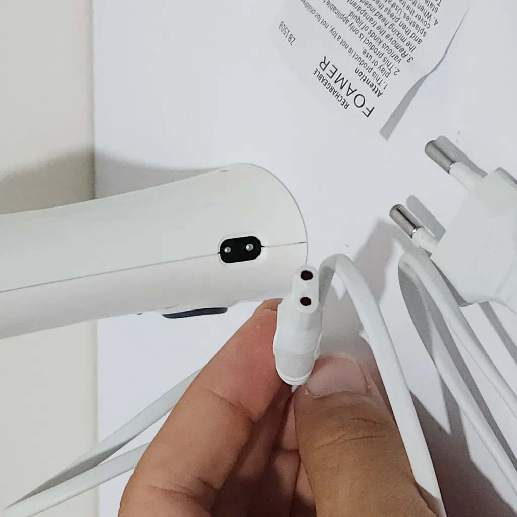 همزن مدل کفساز برقی شارژی فومر