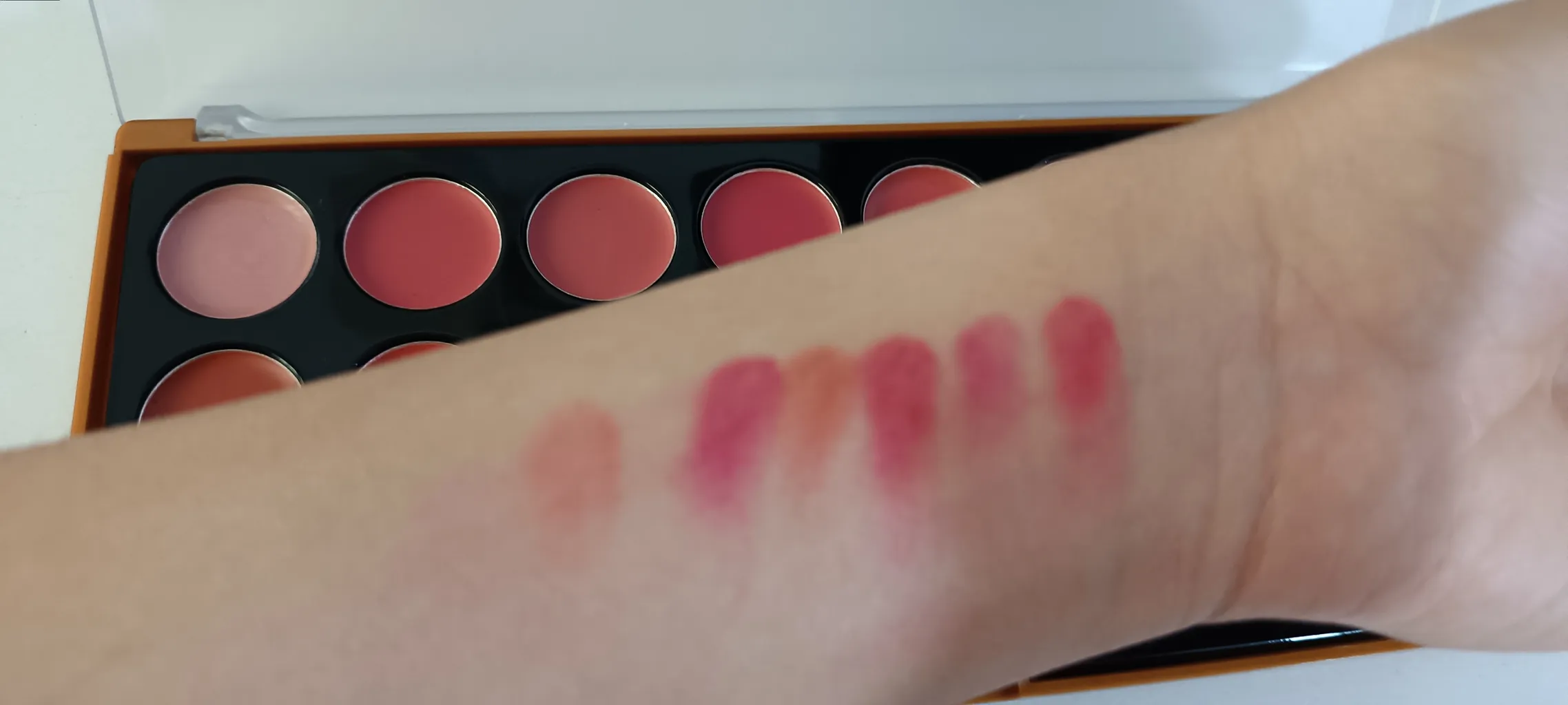 پالت رژ لب جامد گلد آنجل شماره 02