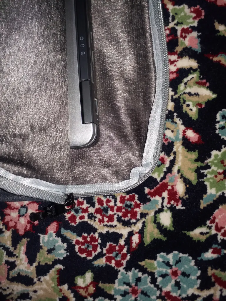 کاور لپ تاپ مدل AK001 مناسب برای لپ تاپ 15.6اینچی