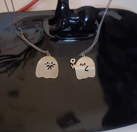 گردنبند دخترانه مدل روح دوستی و گل بسته 2 عددی