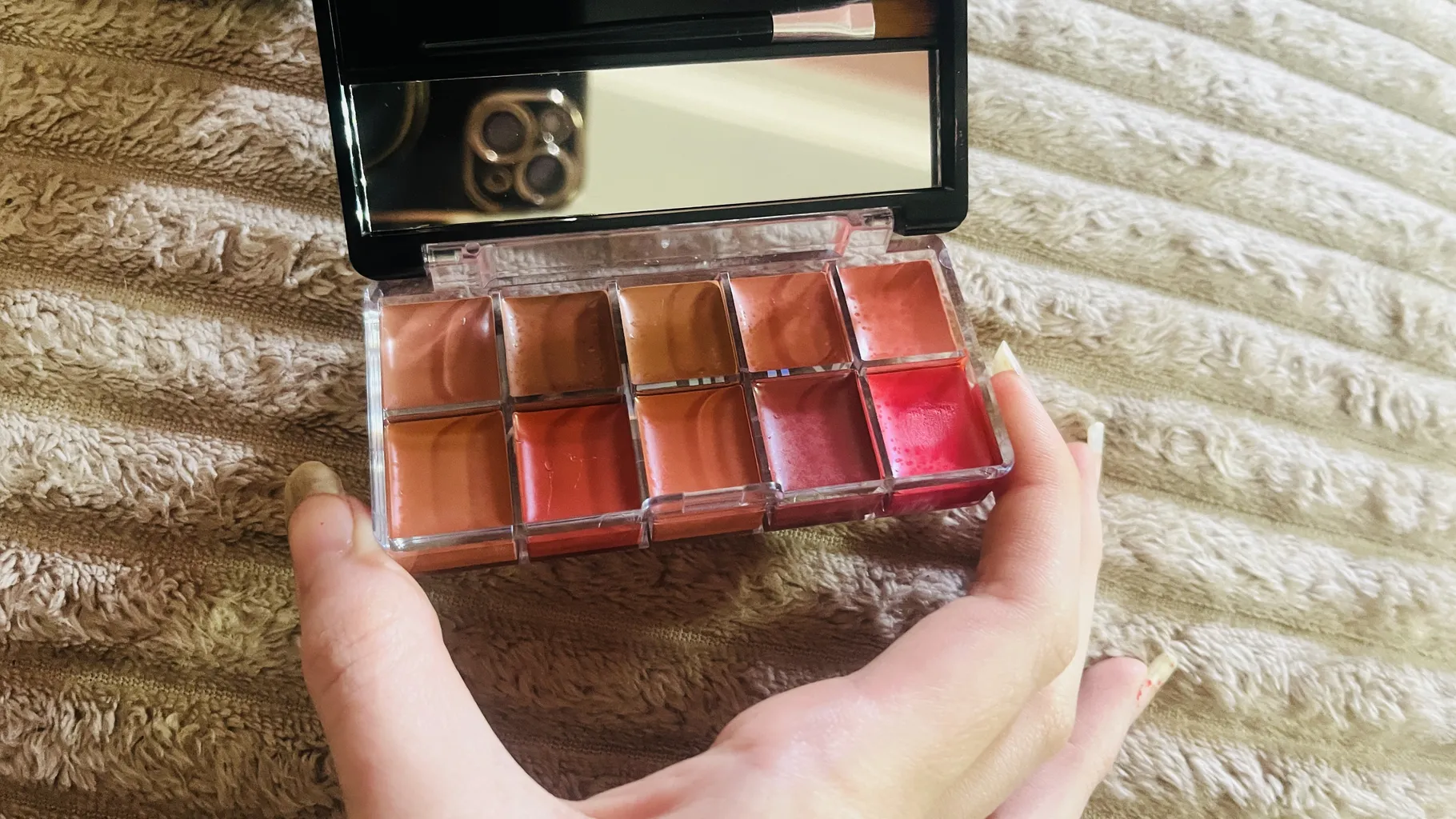 پالت رژ لب جامد وییولت مدل تویین شماره A