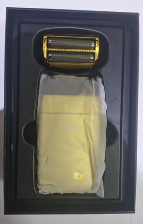 ماشین اصلاح موی صورت وی جی ار مدل V-399