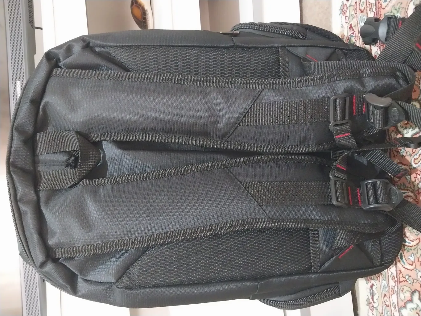 کوله پشتی لپ تاپ آنتلر مدل Black Rock مناسب برای لپ تاپ تا 17 اینچی