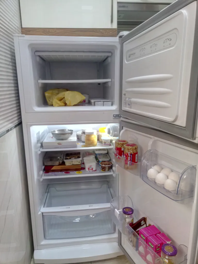 یخچال فریزر طرح فریزر بالا 11 فوت امرسان مدل TF11220