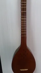 سه تار مدل حسام ملکشاهی
