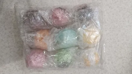 کوکتل نمک حمام اور مدل Mix Pedicure وزن 900 گرم بسته 9 عددی