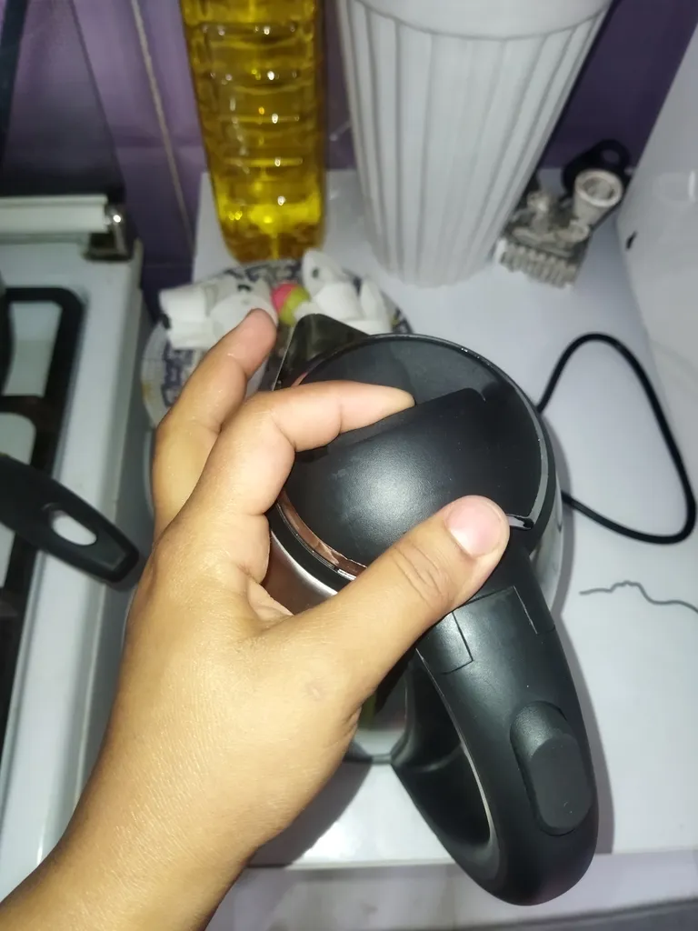 کتری برقی دسینی مدل DK990