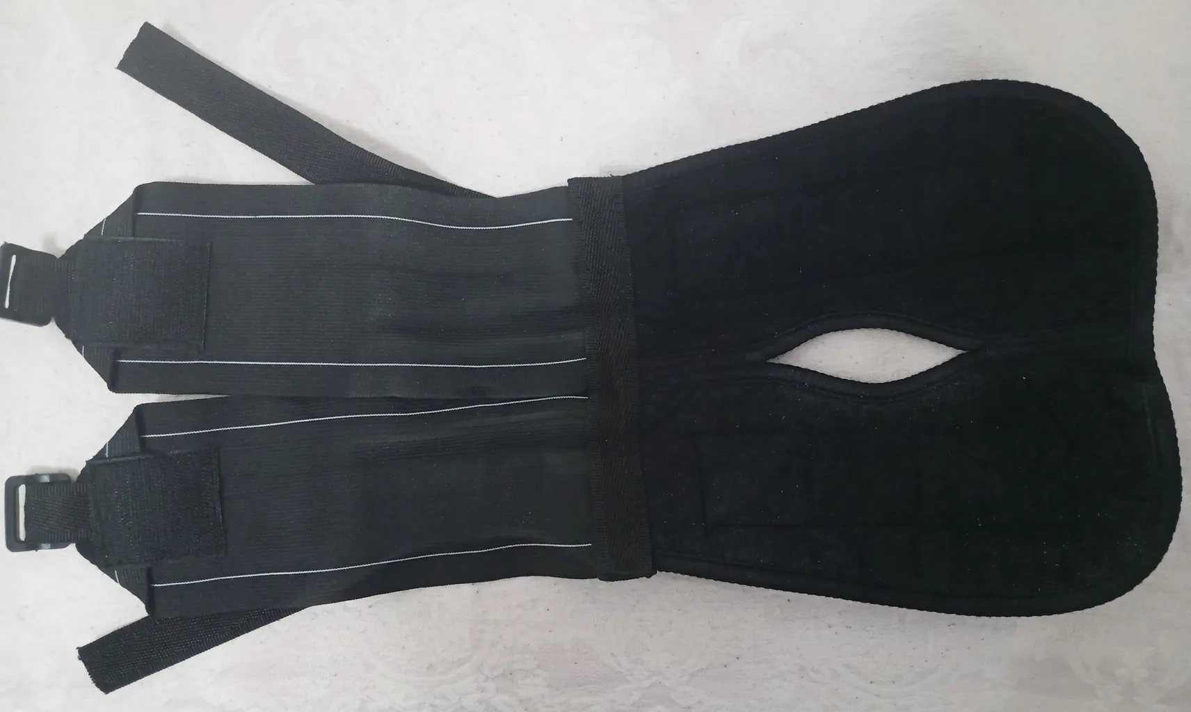 زانوبند طبی مدل 2002