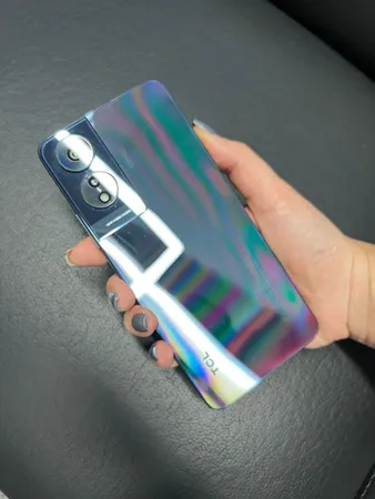 گوشی موبایل تی سی ال مدل 505 دو سیم کارت ظرفیت 64 گیگابایت و رم 4 گیگابایت